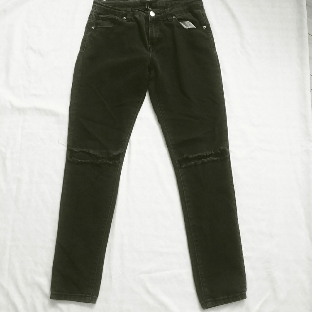 Forever 21 women's Gray distress jeans